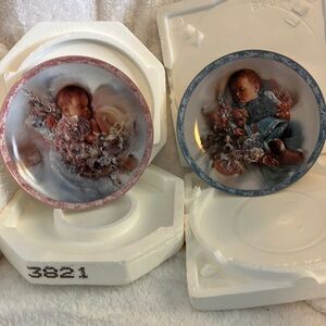 Heaven Sent plate collection. Set of two plates 1993